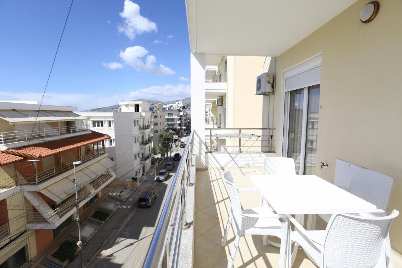 Teo Apartaments Sarandë エクステリア 写真