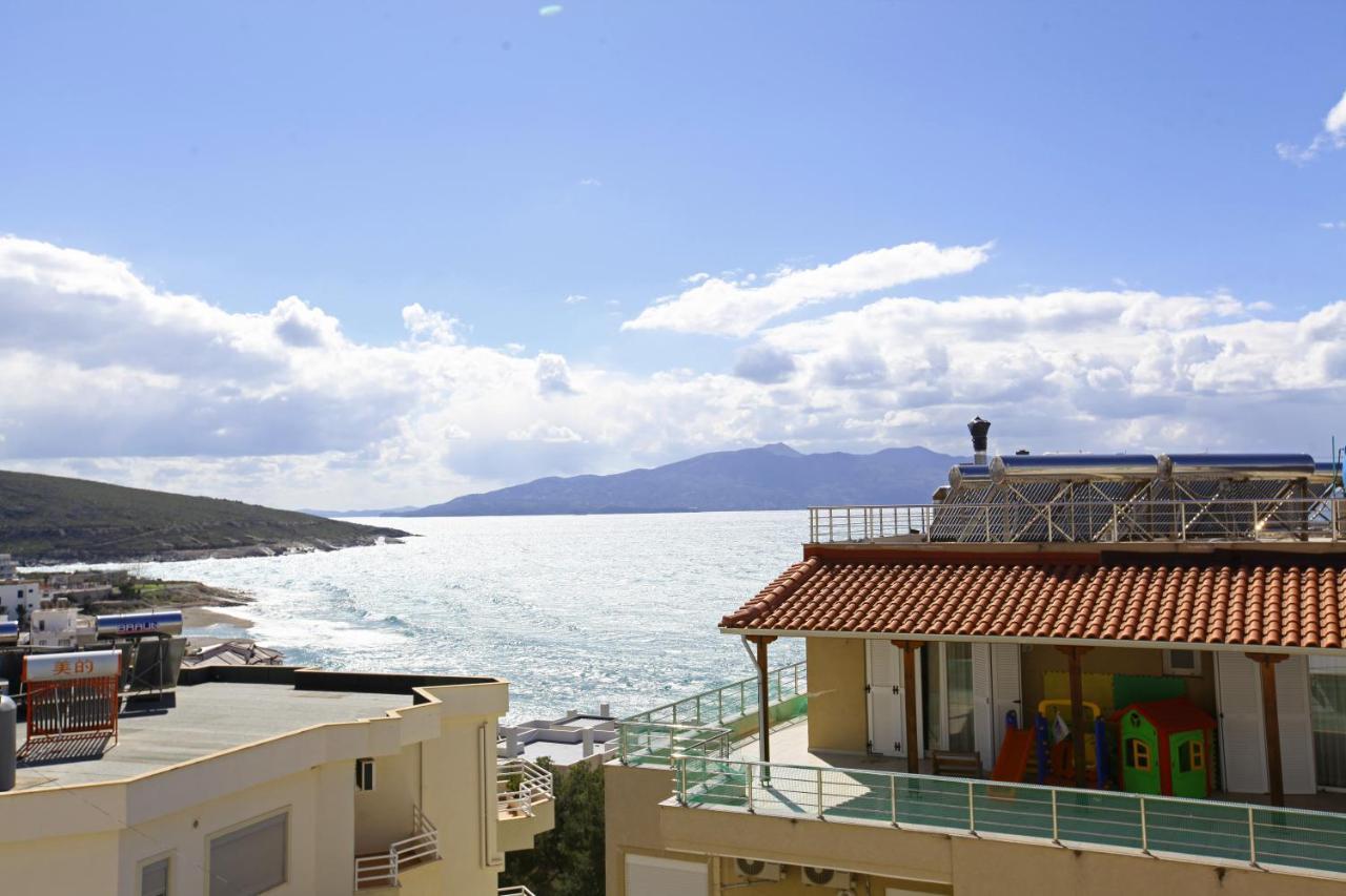 Teo Apartaments Sarandë エクステリア 写真