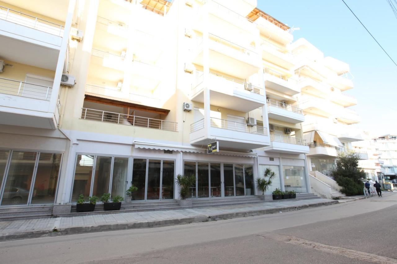 Teo Apartaments Sarandë エクステリア 写真
